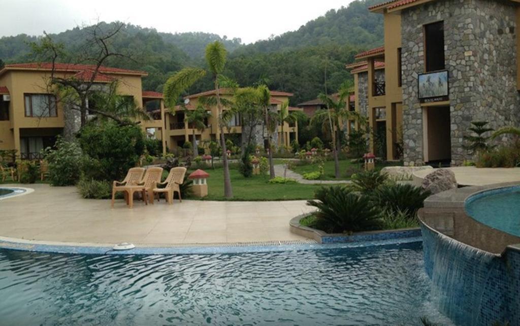 คอร์เบต แมงโก้ บลูม Hotel ไนนิตาล ห้อง รูปภาพ